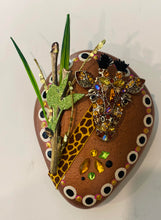Load image into Gallery viewer, Giraffe